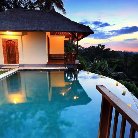 Gayatri Ubud Exterior photo